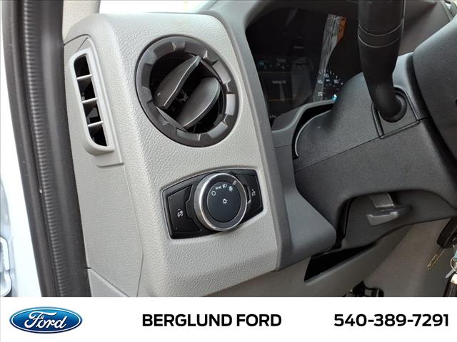 2026 Ford E-Series Base - Photo 12