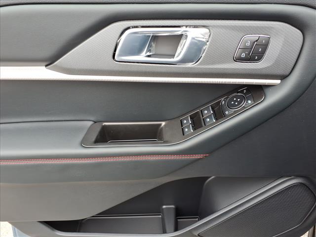 2025 Ford Explorer ST - Photo 12