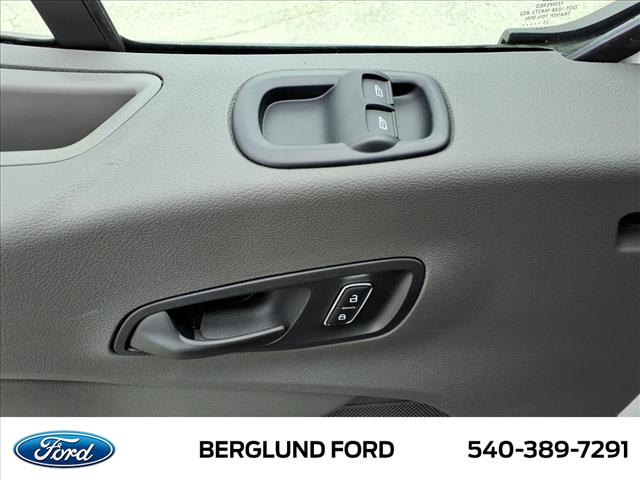 2025 Ford Transit Base - Photo 12