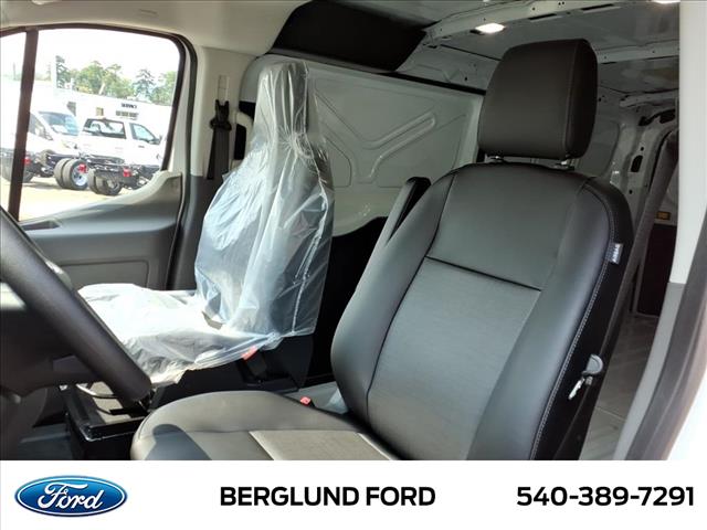 2025 Ford Transit Base - Photo 12
