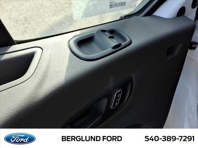 2024 Ford Transit Base - Photo 12