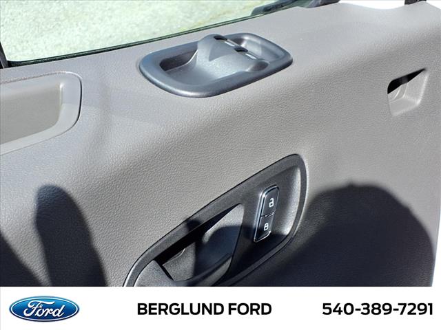 2025 Ford Transit Base - Photo 12
