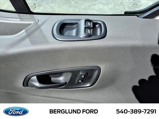 2025 Ford Transit Base - Photo 12