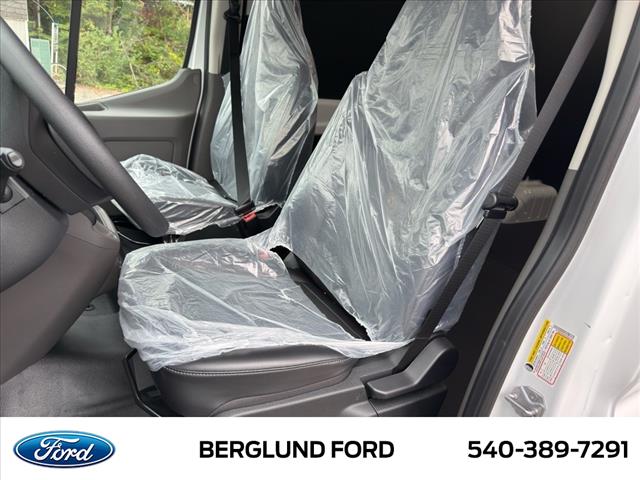 2025 Ford Transit Base - Photo 12