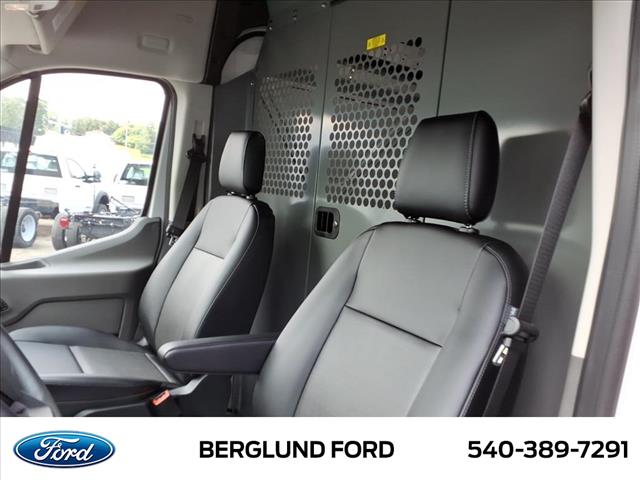 2024 Ford Transit Base - Photo 12