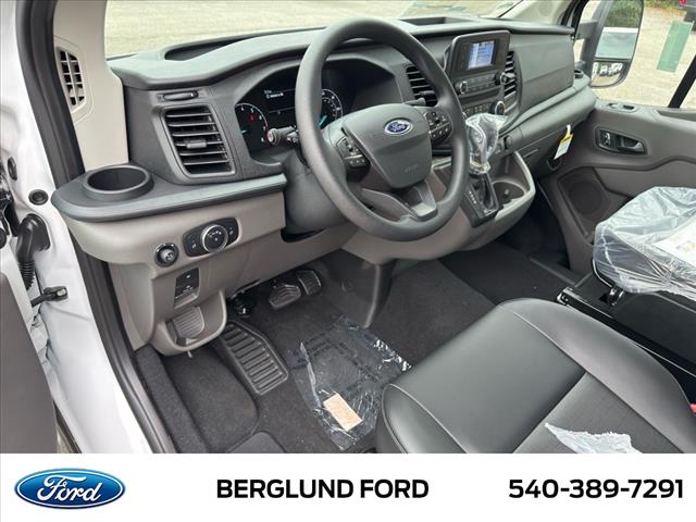 2025 Ford Transit Base - Photo 12
