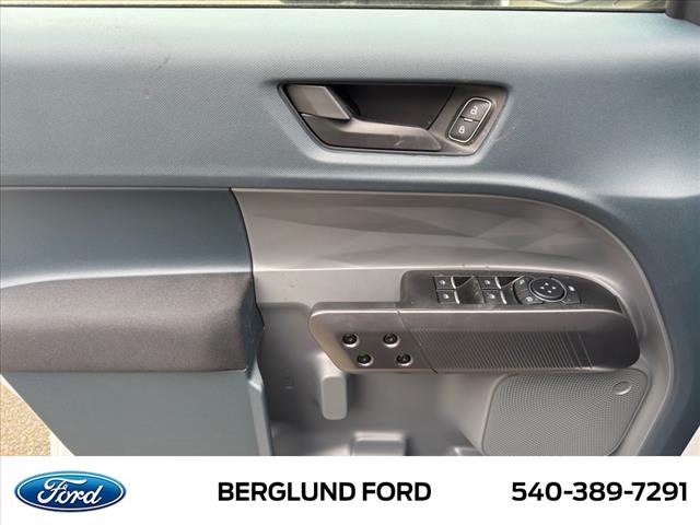 2025 Ford Maverick XL - Photo 12