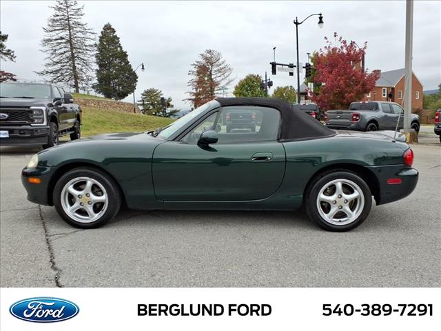 2002 Mazda MX-5 Miata  - Photo 12