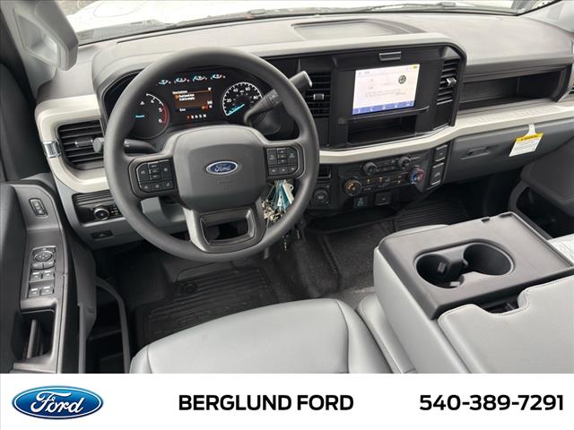 2025 Ford F-350 Super Duty XL - Photo 13