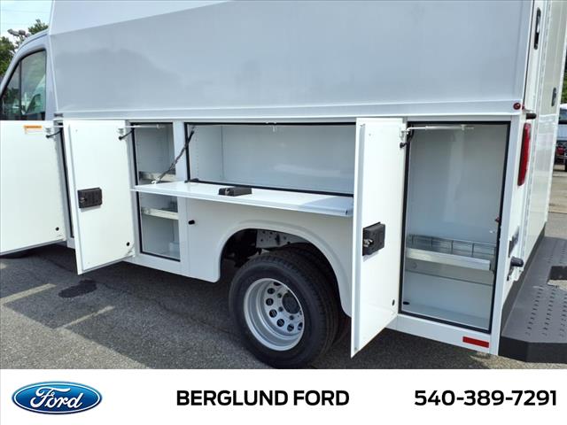 2024 Ford Transit 350 HD - Photo 13