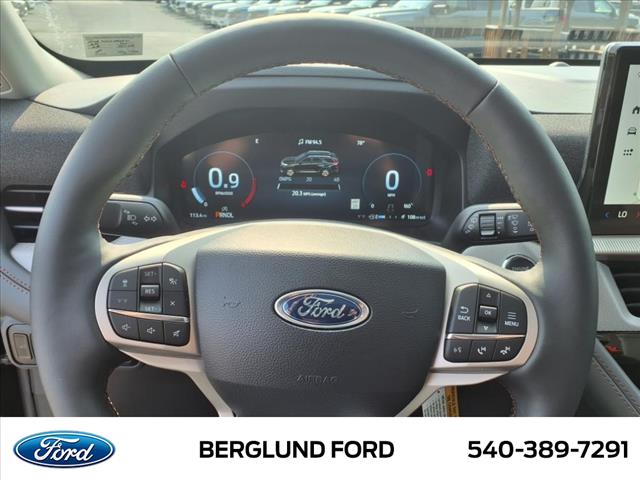 2025 Ford Explorer Active - Photo 13