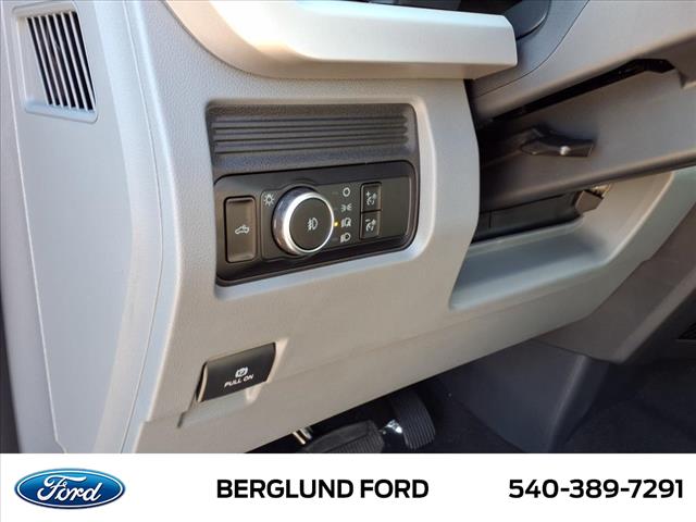 2025 Ford F-350 Super Duty XL - Photo 13