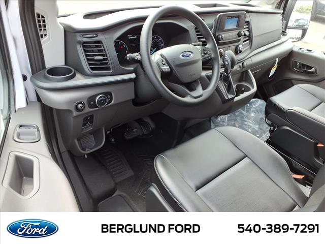 2024 Ford Transit Base - Photo 13