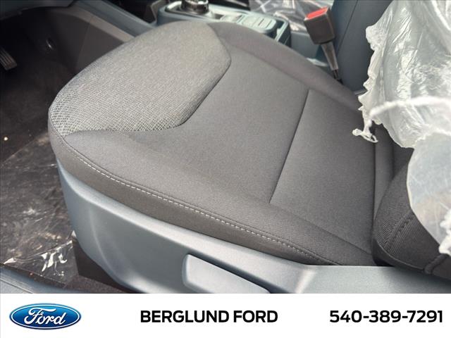 2025 Ford Maverick XL - Photo 13