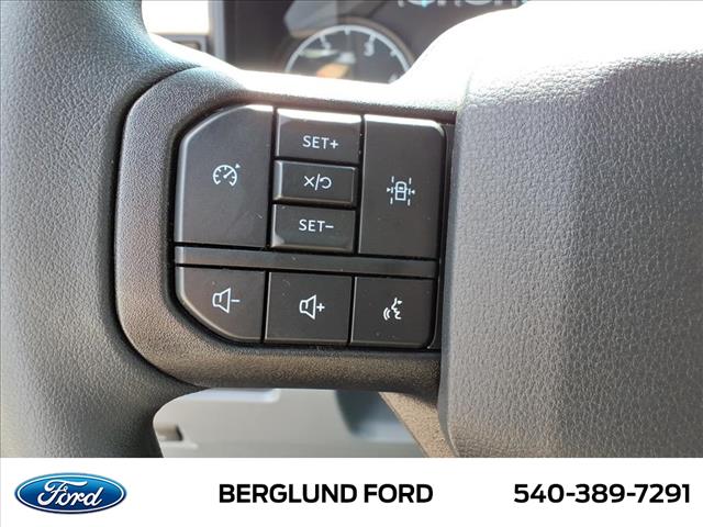 2026 Ford F-550 XL - Photo 14