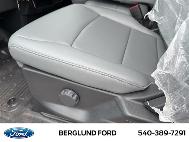 2025 Ford F-350 Super Duty XL - Photo 14
