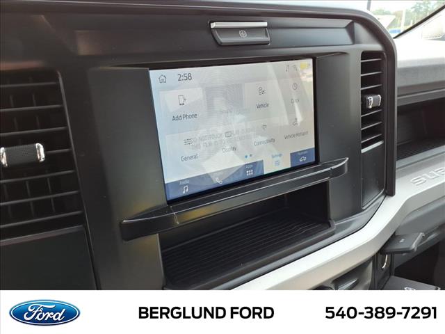 2025 Ford F-550 XL - Photo 14