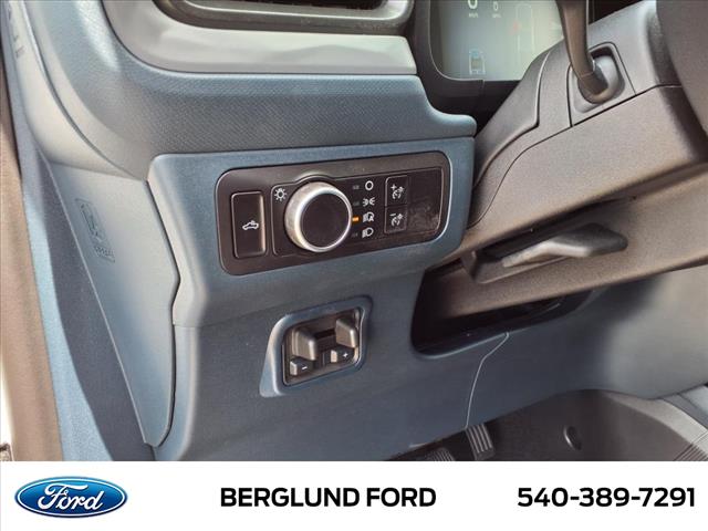 2025 Ford Maverick XL - Photo 14