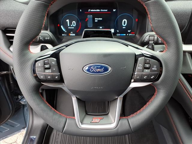 2025 Ford Explorer ST - Photo 15