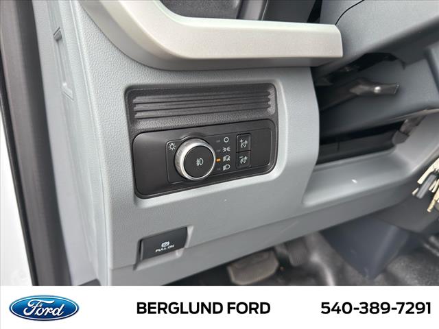 2025 Ford F-350 Super Duty XL - Photo 16