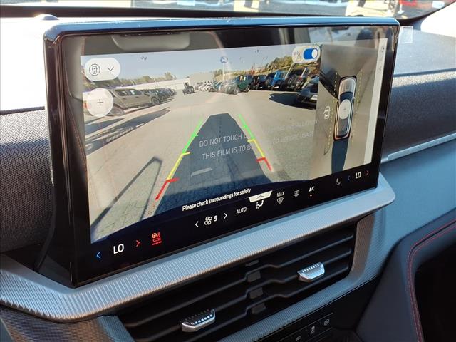 2025 Ford Explorer ST - Photo 16