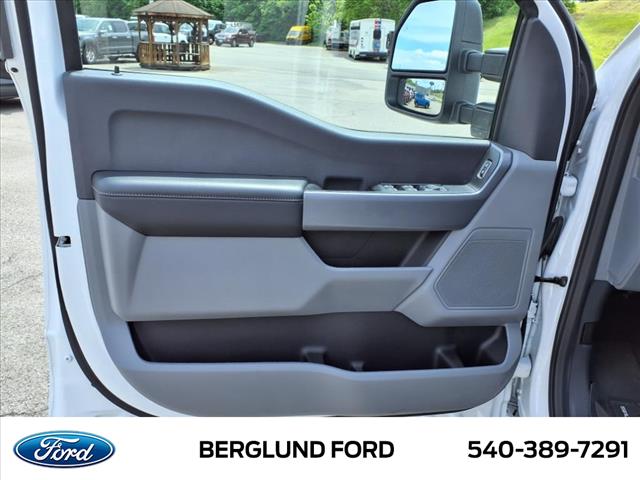 2024 Ford F-350 Super Duty XL - Photo 16