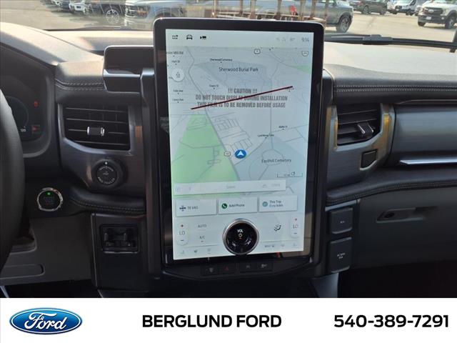 2025 Ford F-150 Lightning Flash - Photo 16