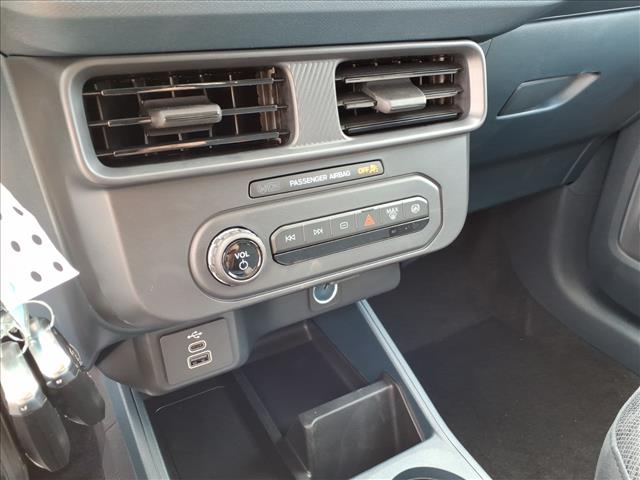 2025 Ford Maverick XL - Photo 16