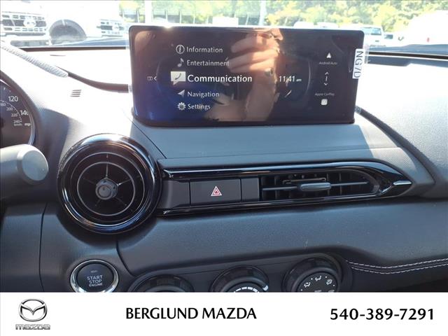 2025 Mazda MX-5 Miata RF Club - Photo 16