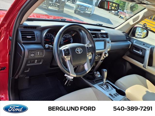 2019 Toyota 4Runner SR5 Premium - Photo 16