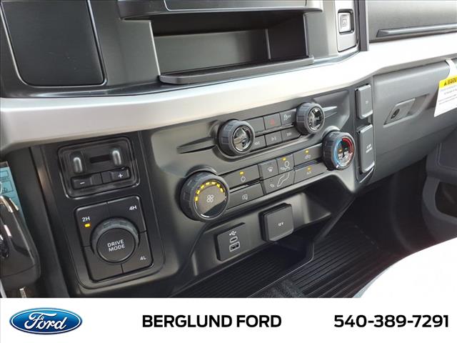 2025 Ford F-250 Super Duty XLT - Photo 17