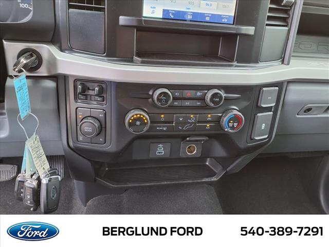2025 Ford F-350 Super Duty XL - Photo 17