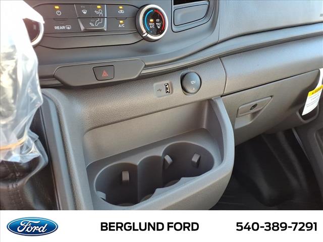 2025 Ford Transit Base - Photo 17