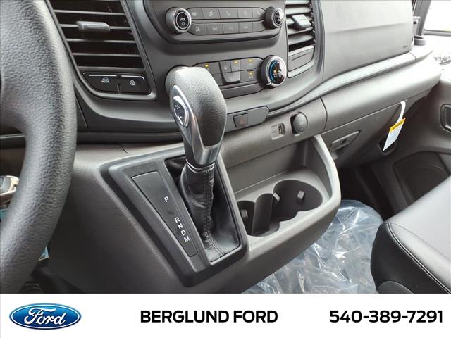 2024 Ford Transit Base - Photo 17