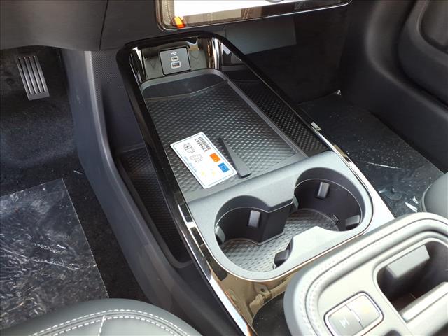 2025 Ford Mustang Mach-E Select - Photo 17