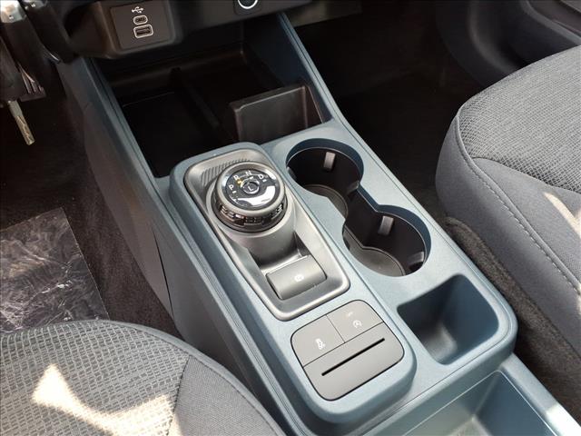 2025 Ford Maverick XL - Photo 17