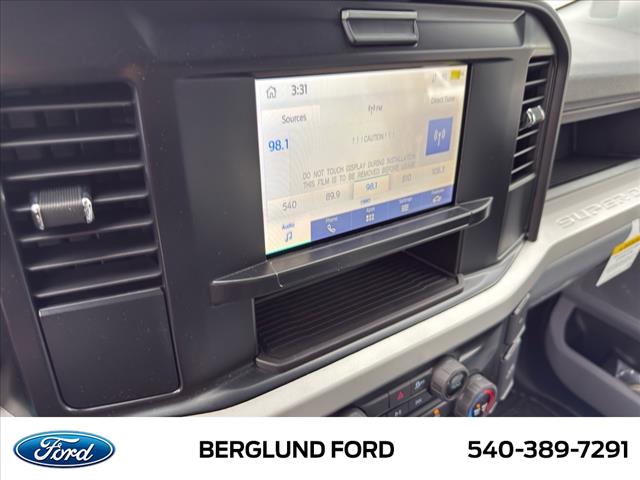 2025 Ford F-350 Super Duty XL - Photo 18