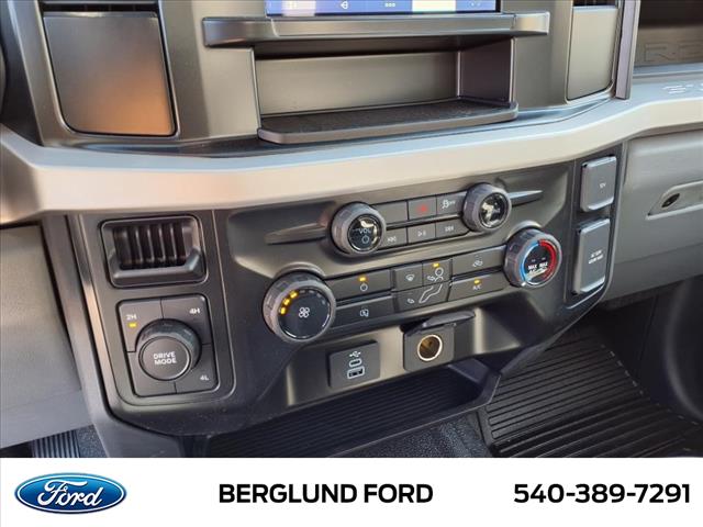 2025 Ford F-550 XL - Photo 18