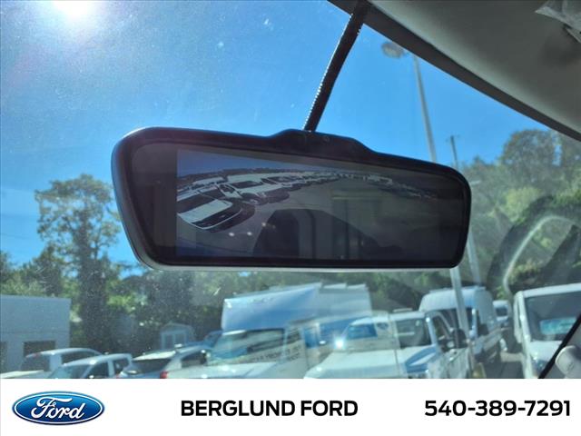 2025 Ford E-Series Base - Photo 18