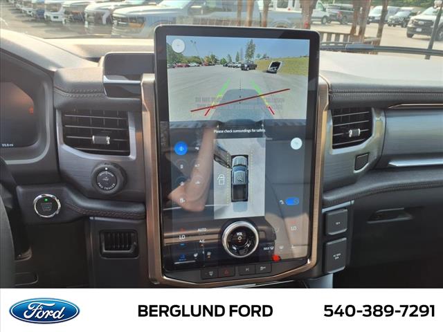 2025 Ford F-150 Lightning Lariat - Photo 18