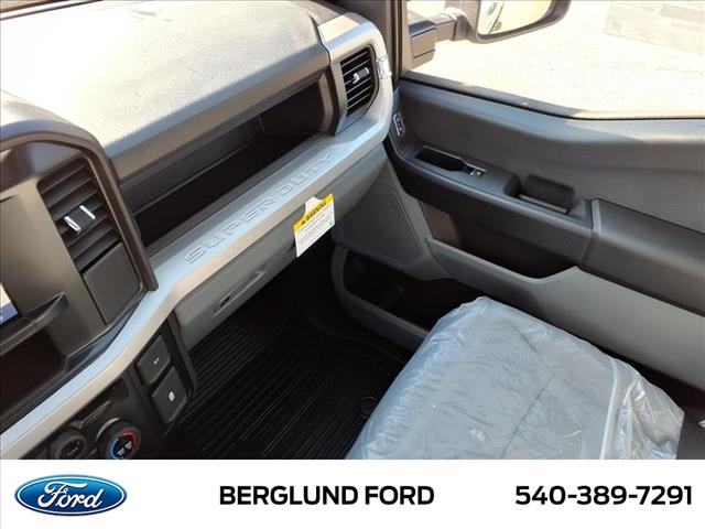 2025 Ford F-250 Super Duty XL - Photo 18