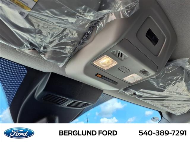 2025 Ford Transit Base - Photo 18