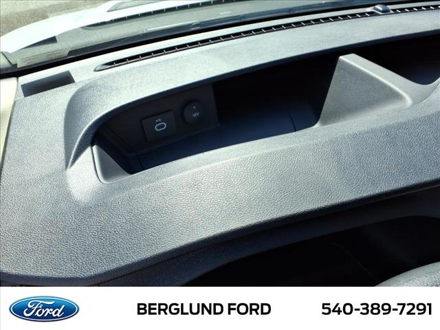 2025 Ford Transit Base - Photo 18