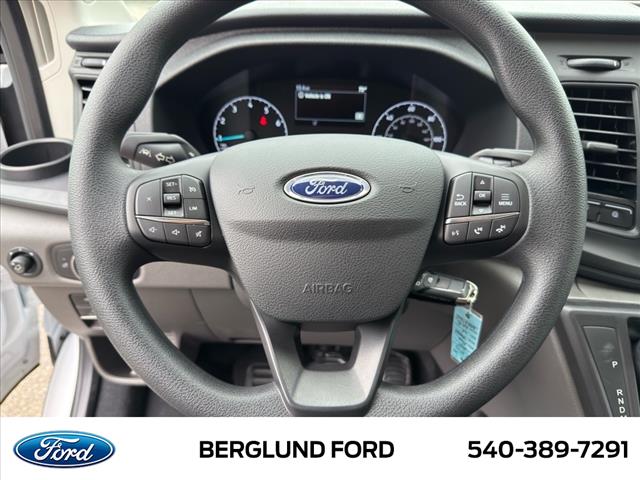 2025 Ford Transit Base - Photo 18
