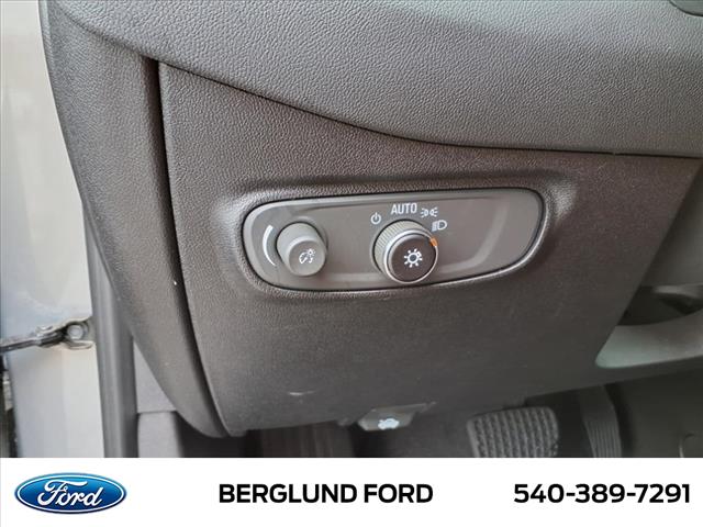 2018 Chevrolet Equinox LT - Photo 18
