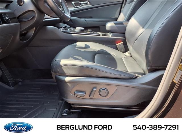 2023 Kia Sportage Hybrid EX - Photo 18