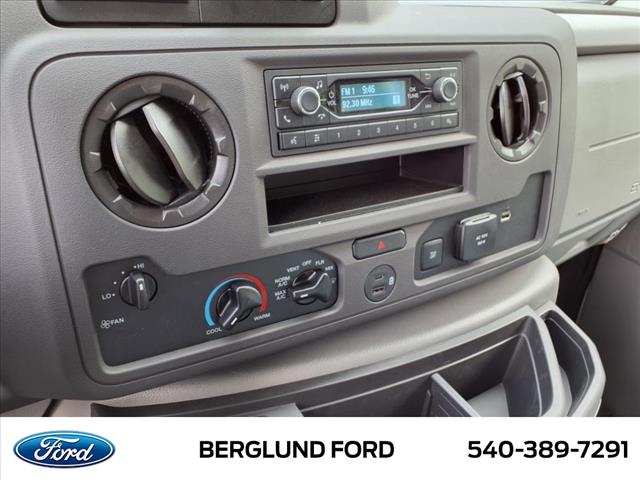 2025 Ford E-Series Base - Photo 19
