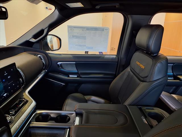 2025 Ford Expedition Tremor - Photo 19