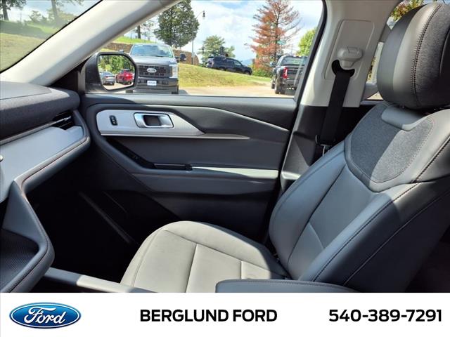 2025 Ford Explorer Active - Photo 19