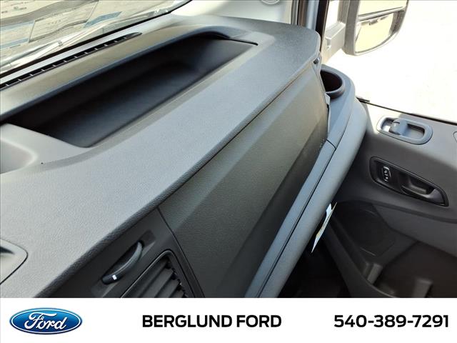 2025 Ford Transit Base - Photo 19